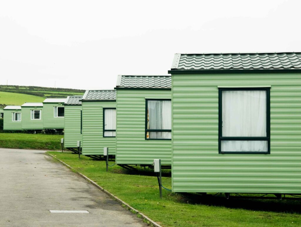 Guiding a Specialty Hospitality Provider Through a Strategic SPAC Merger and Back Office Stand Up